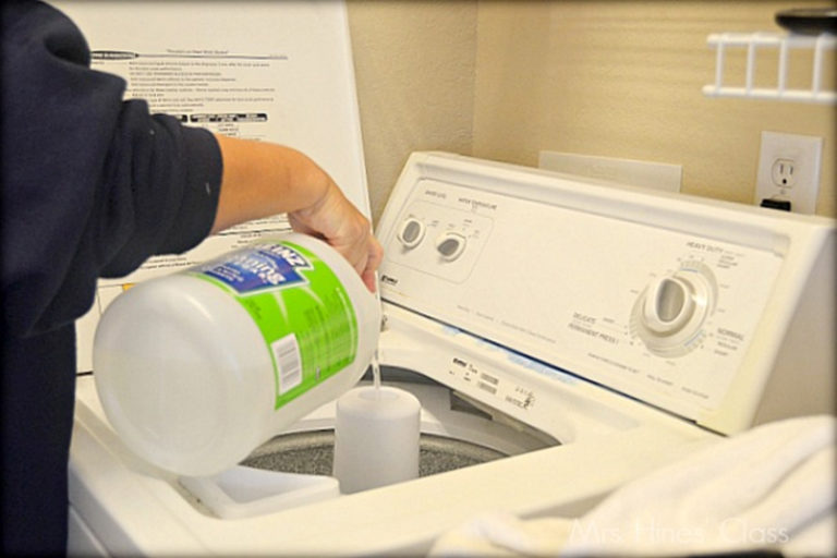 Add White Vinegar To Your Laundry For These Unexpected Benefits (I Never Knew This!)