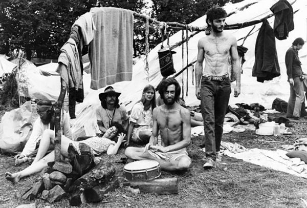 17 Pictures That Show Just How Far Out The Hippies Really Were