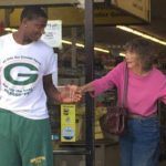 Kind Student Saw An 81-Yr-Old Woman Struggling To Enter A Store, So He Came To Help And Even Shopped With And Walked Her Back To Her Car