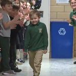 6-Yr-Old Boy’s Entire School Applauds Him Upon Returning To School After Beating Cancer 1