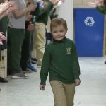 6-Yr-Old Boy’s Entire School Applauds Him Upon Returning To School After Beating Cancer 2