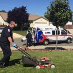 A 90-Yr-Old Man Passed Out While Mowing, And After Taking Care Of Him, Kind EMT Finishes The Rest Of His Lawn