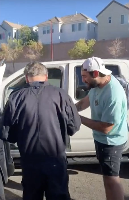 Kind Students Bought Truck For Gentle Moving Older Janitor Who Walked ...